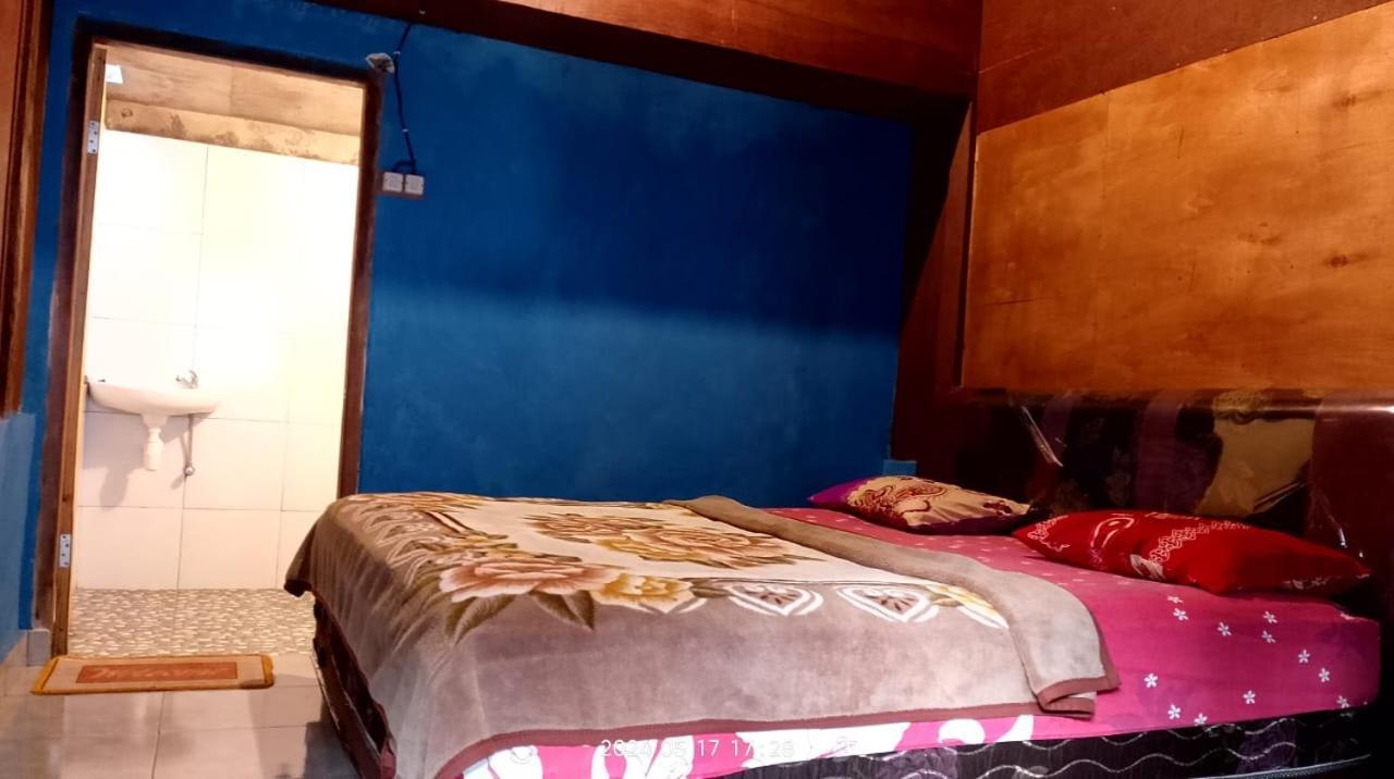 Blue Mountain Cottage Senaru Extérieur photo